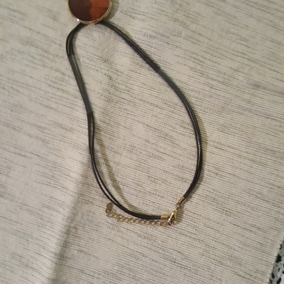 Multi-strand waxed string necklace Brown Tones - Picture 4 of 4